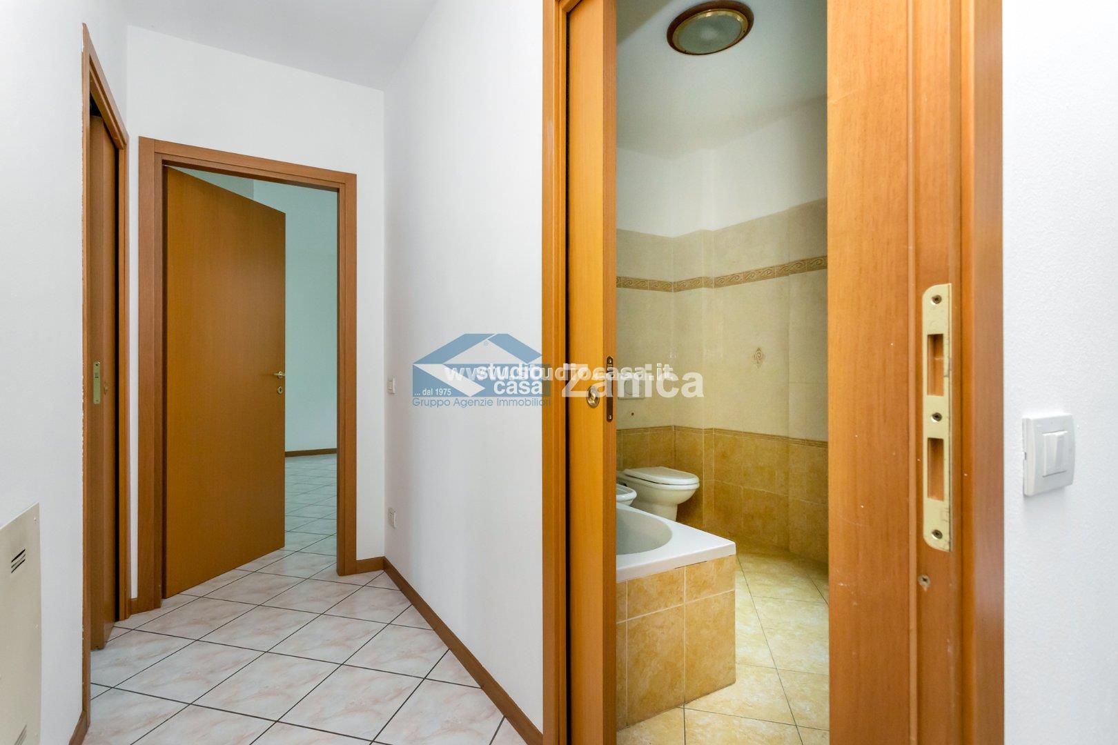 Appartamento in vendita a Stezzano