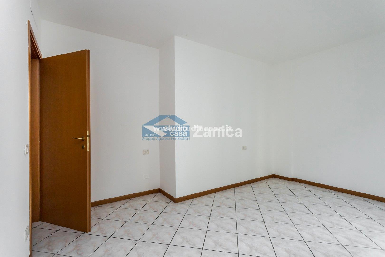 Appartamento in vendita a Stezzano