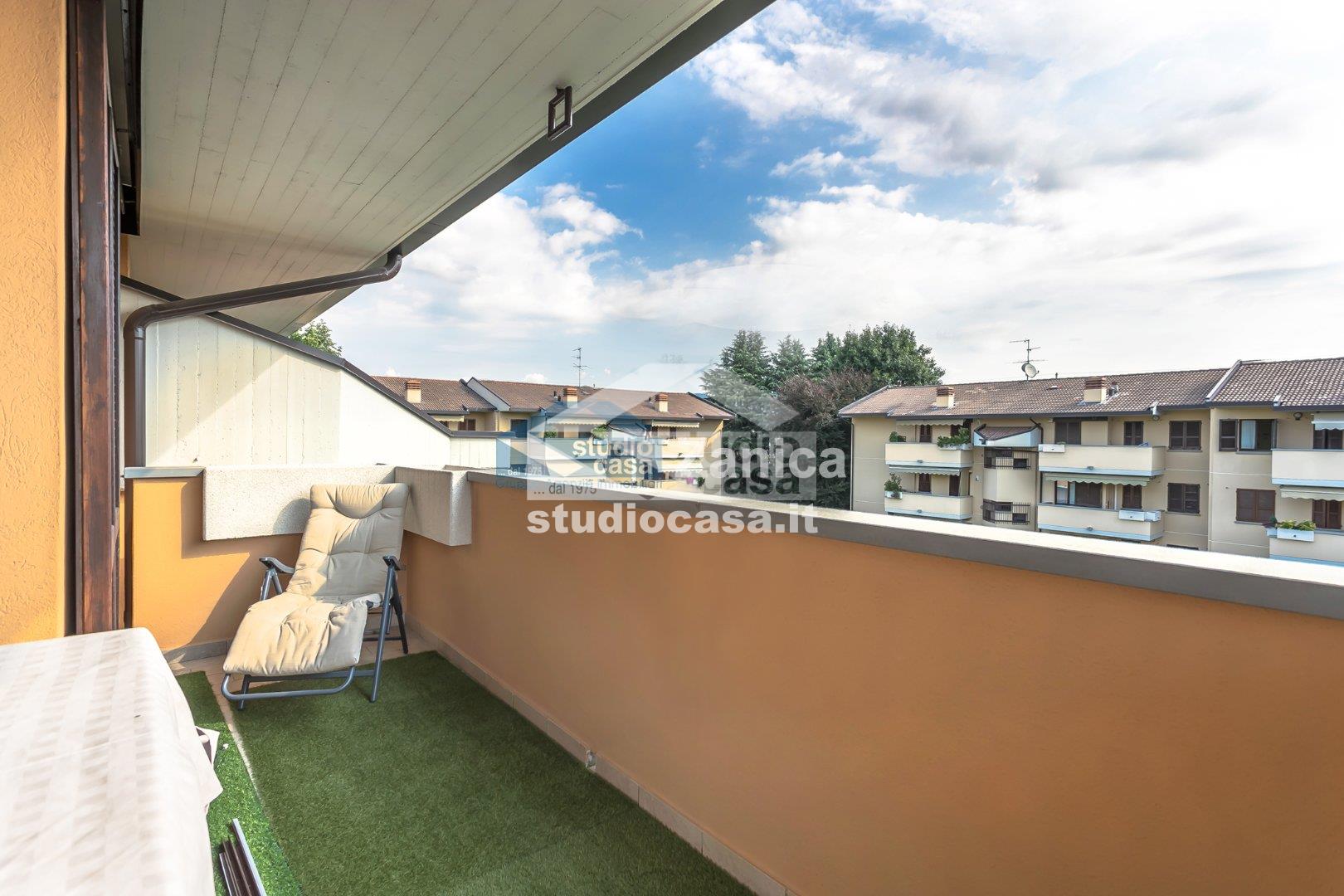 Appartamento in vendita a Azzano San Paolo