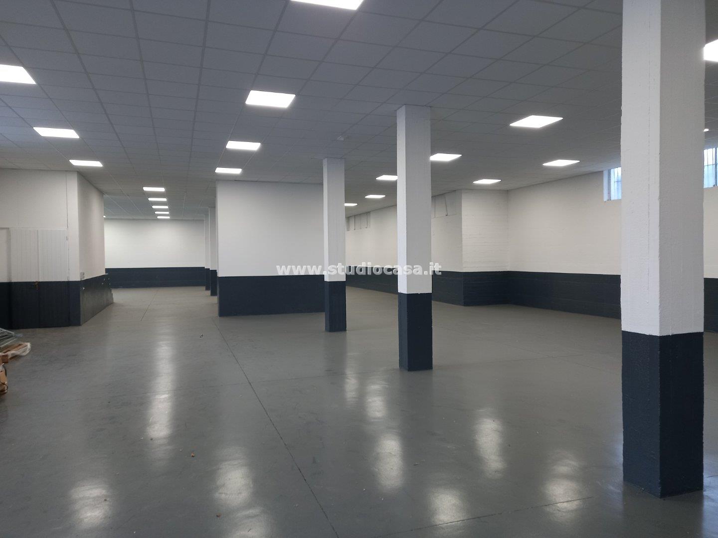 Magazzino in affitto a Zanica