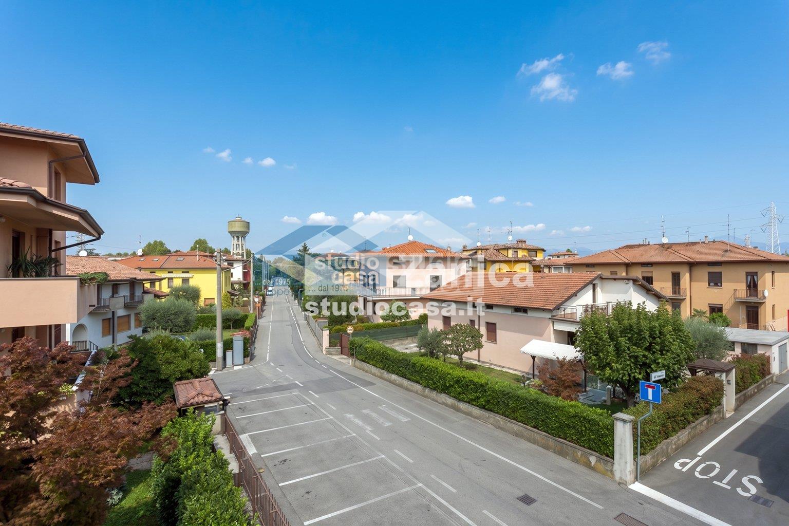 Appartamento in vendita a Zanica