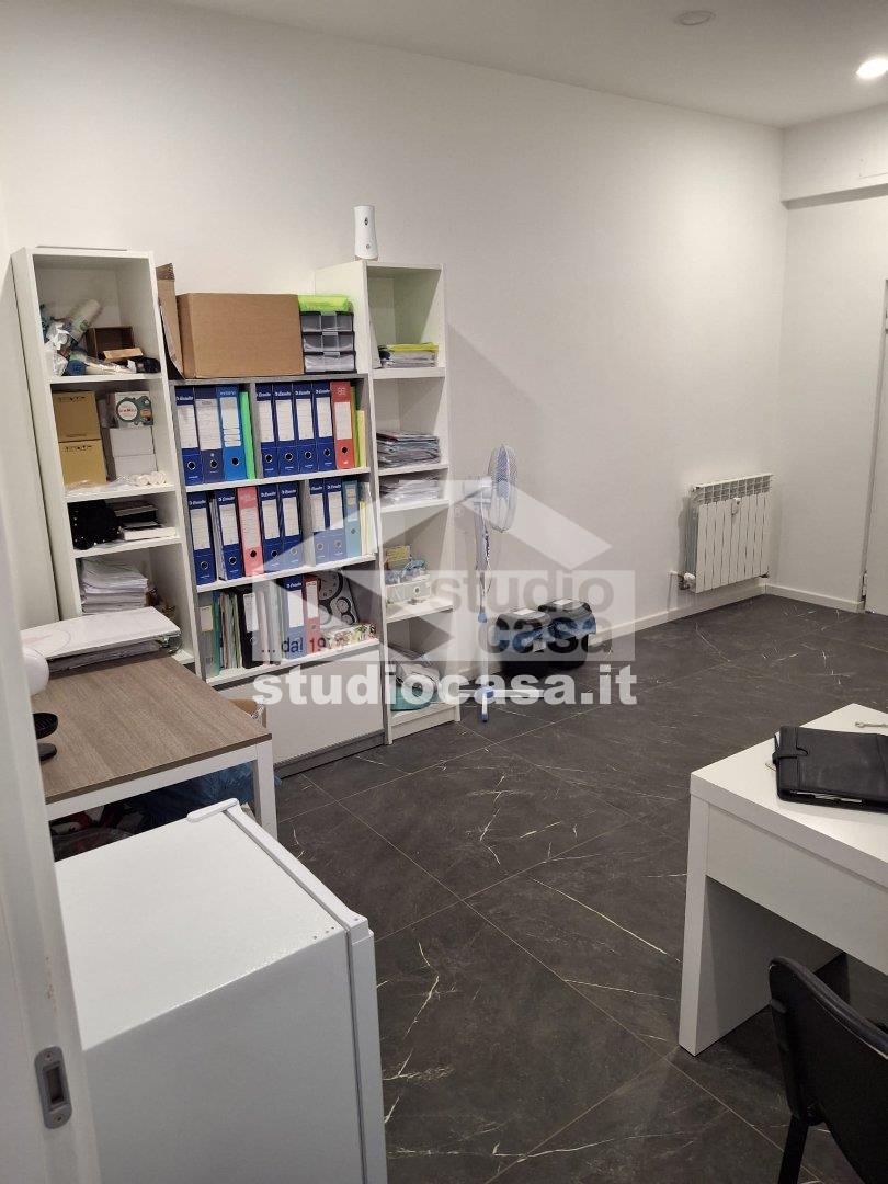 Ufficio in vendita a Zanica