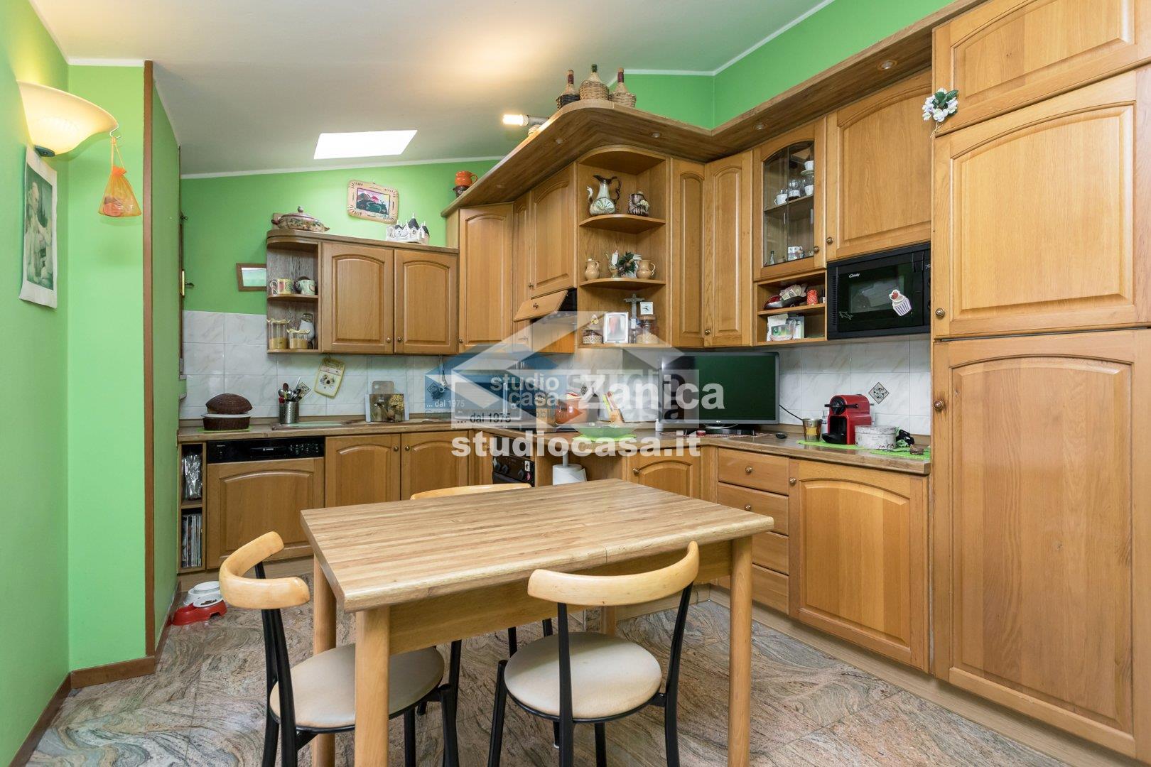 Appartamento in vendita a Zanica