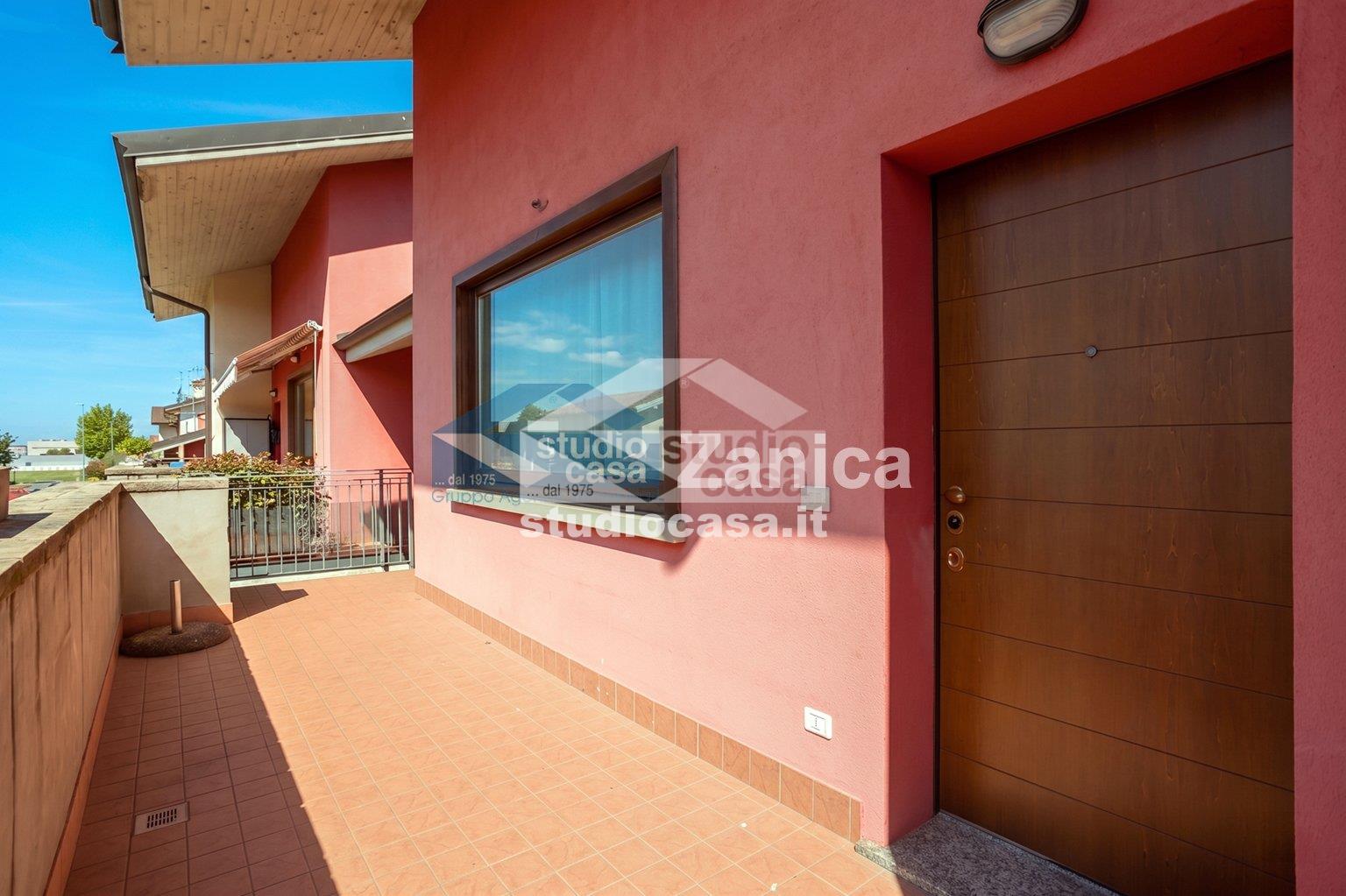 Appartamento in vendita a Stezzano
