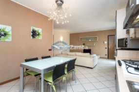 Appartamento in vendita a Azzano San Paolo