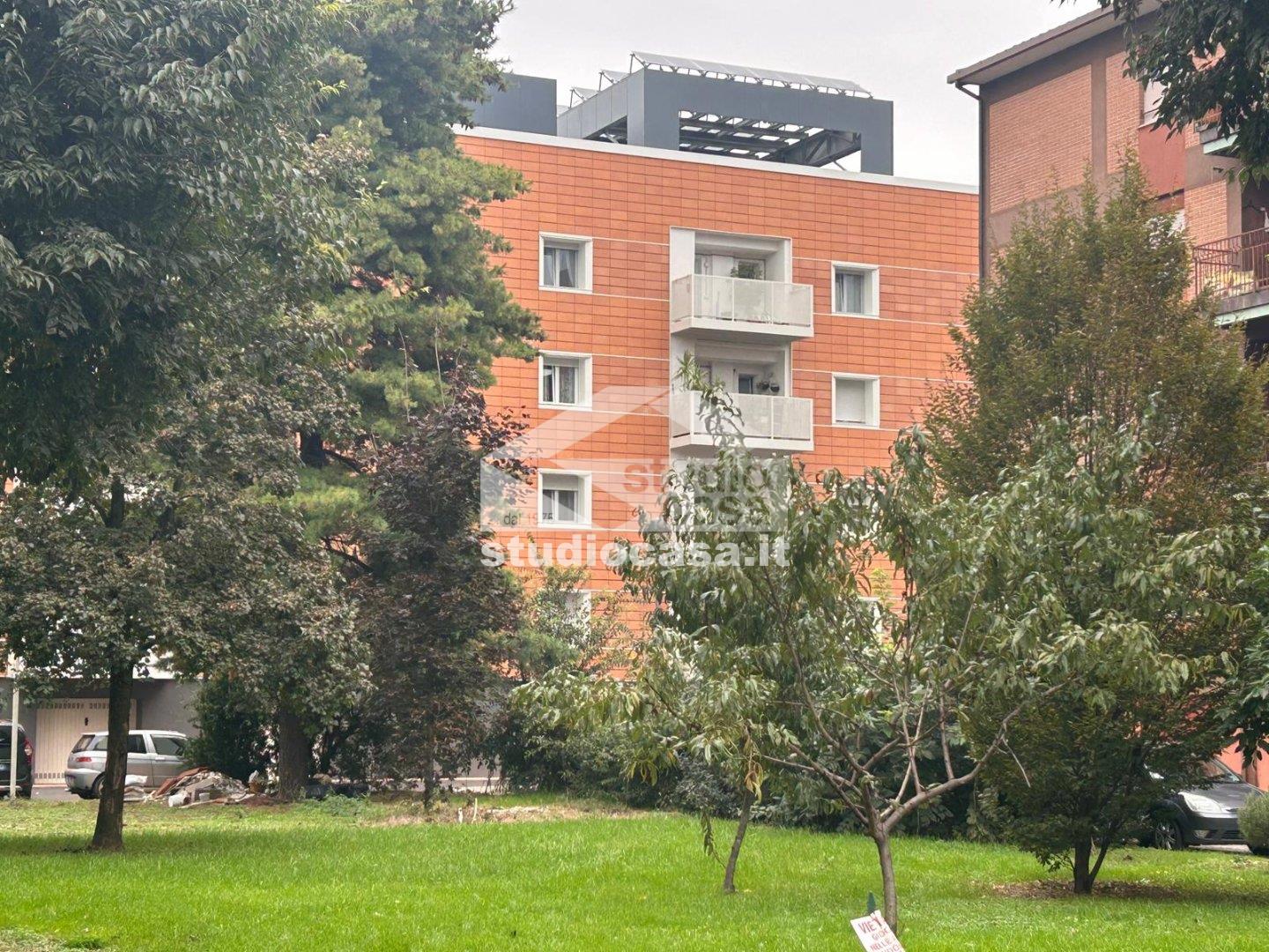 Appartamento in vendita a Osio Sotto