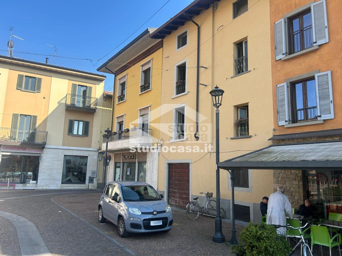 Stabile in vendita a Verdello