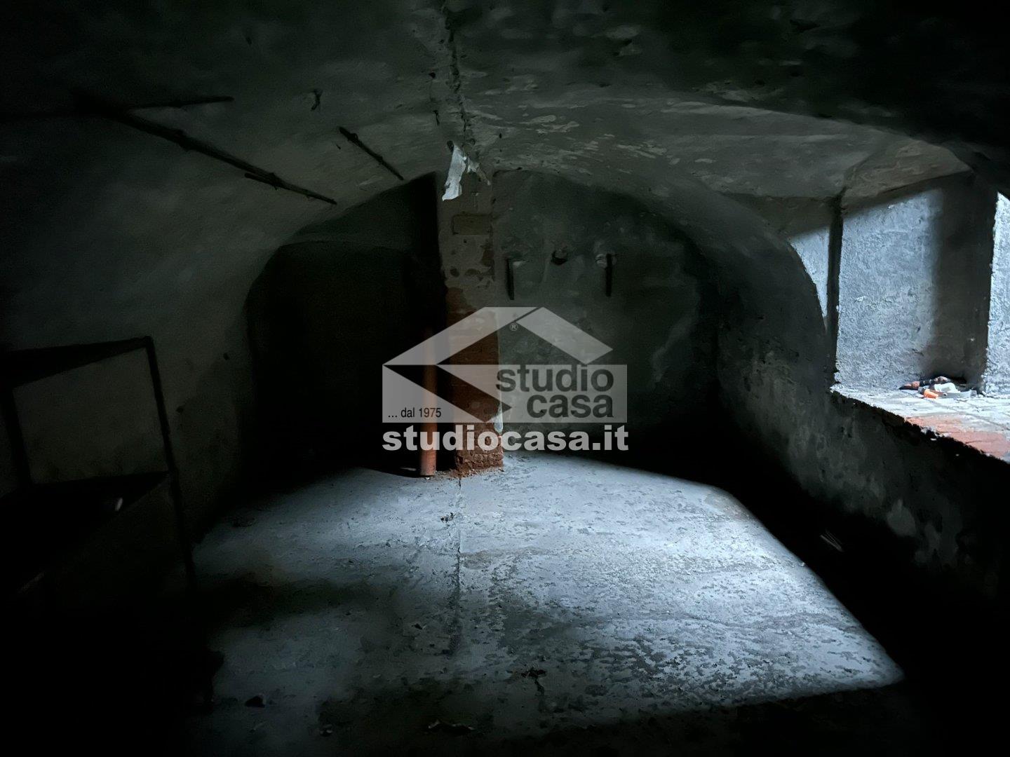 Stabile in vendita a Osio Sotto