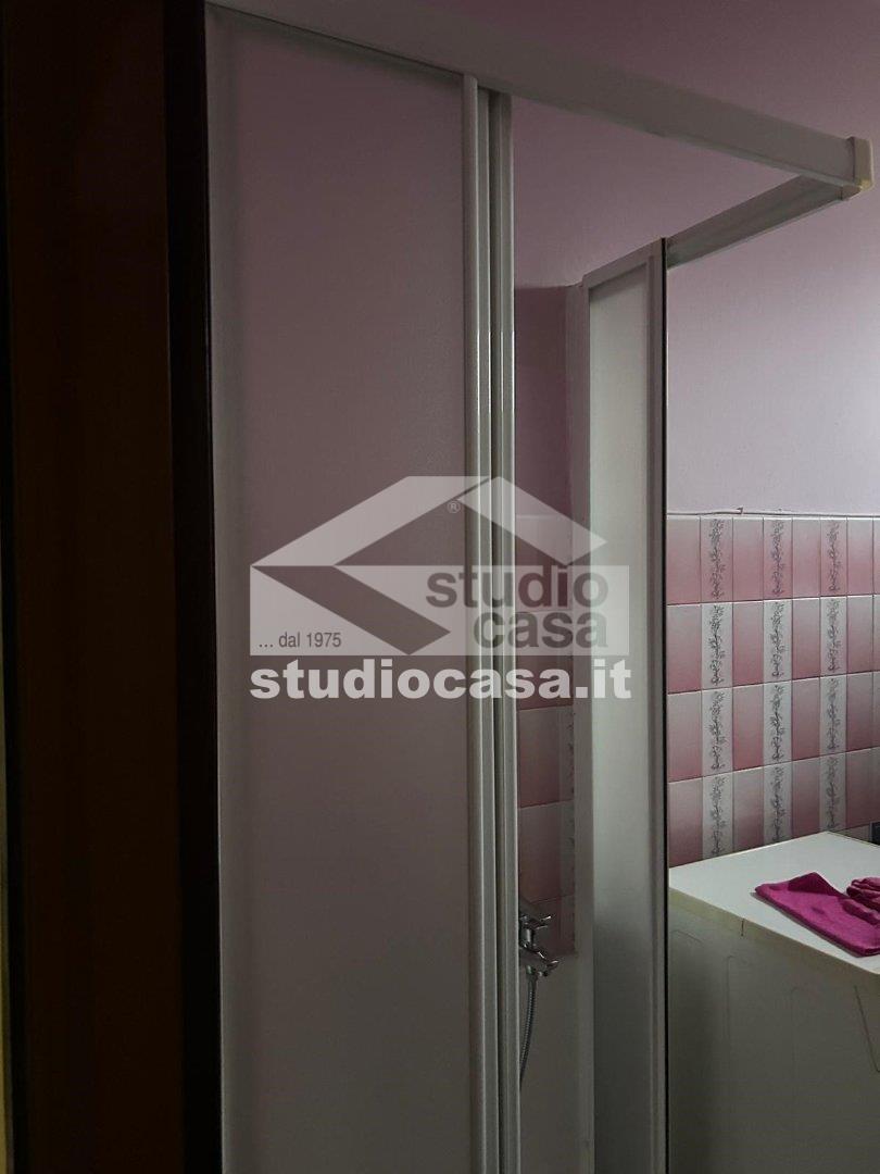 Stabile in vendita a Osio Sotto