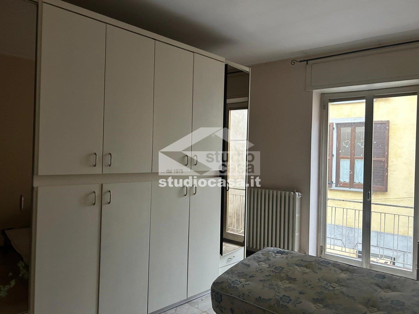 Stabile in vendita a Osio Sotto