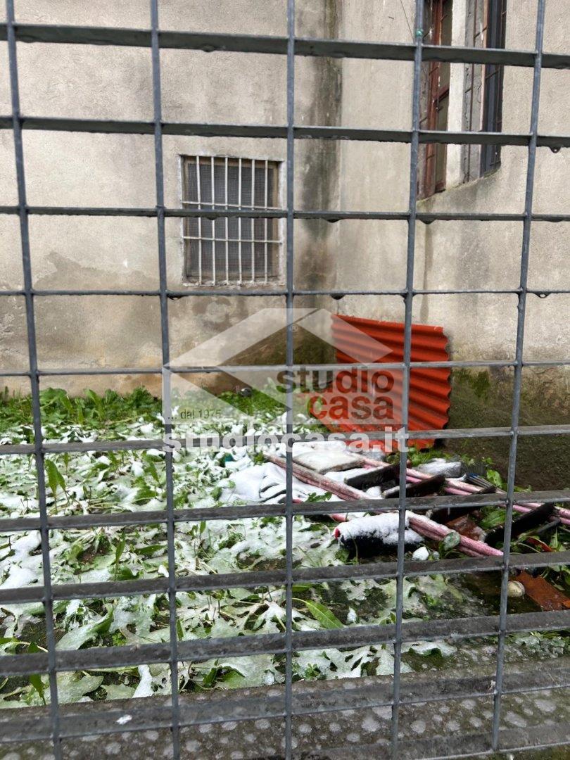 Stabile in vendita a Osio Sotto