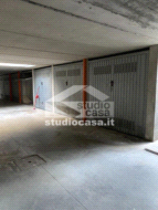 Box / Autorimessa in vendita a Stezzano