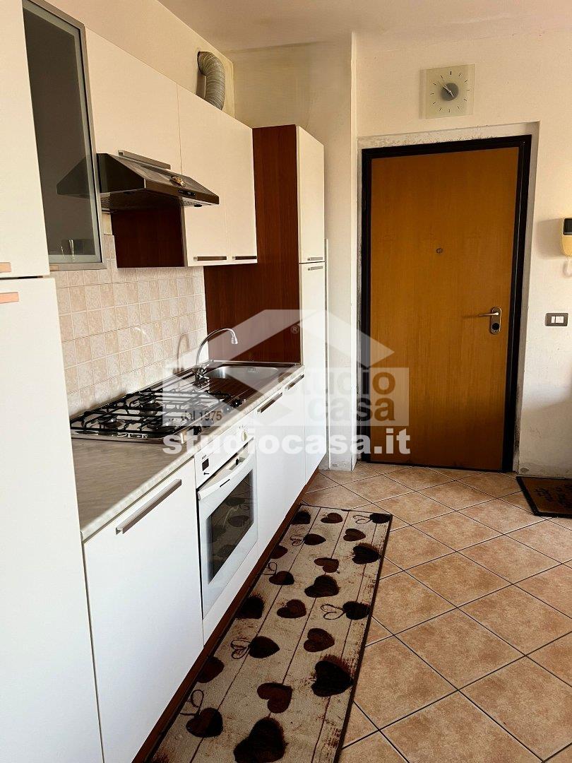 Appartamento in affitto a Calvenzano