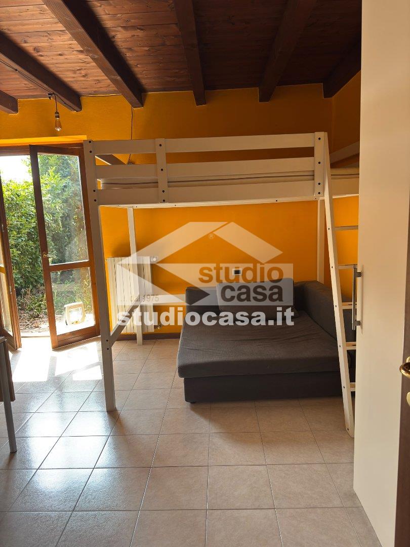 Appartamento in affitto a Azzano San Paolo