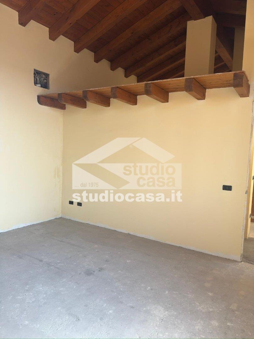 Appartamento in vendita a Urgnano