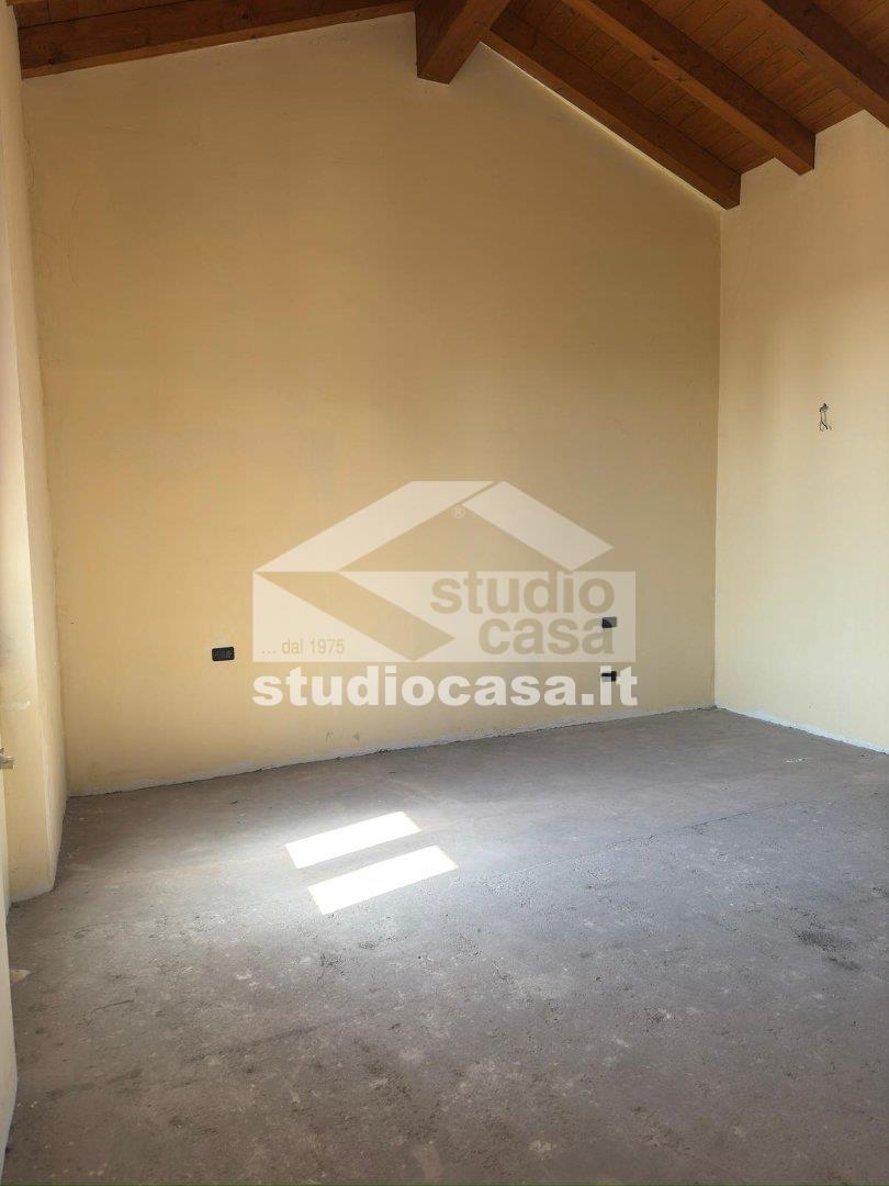 Appartamento in vendita a Urgnano