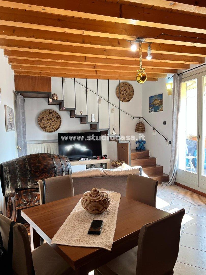 Appartamento in vendita a Azzano San Paolo