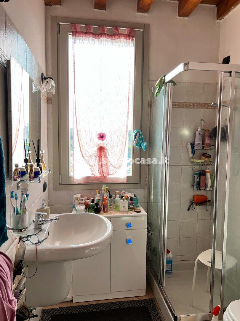 Appartamento in vendita a Azzano San Paolo