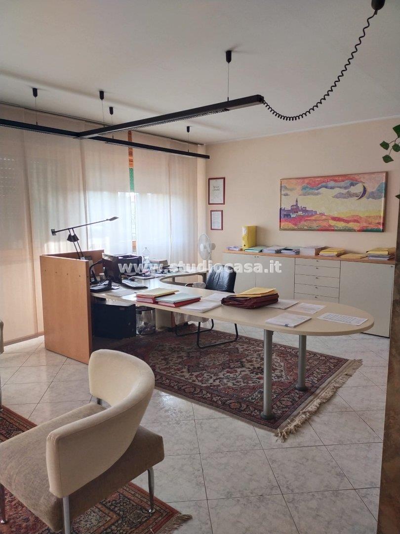 Ufficio in affitto a Zanica