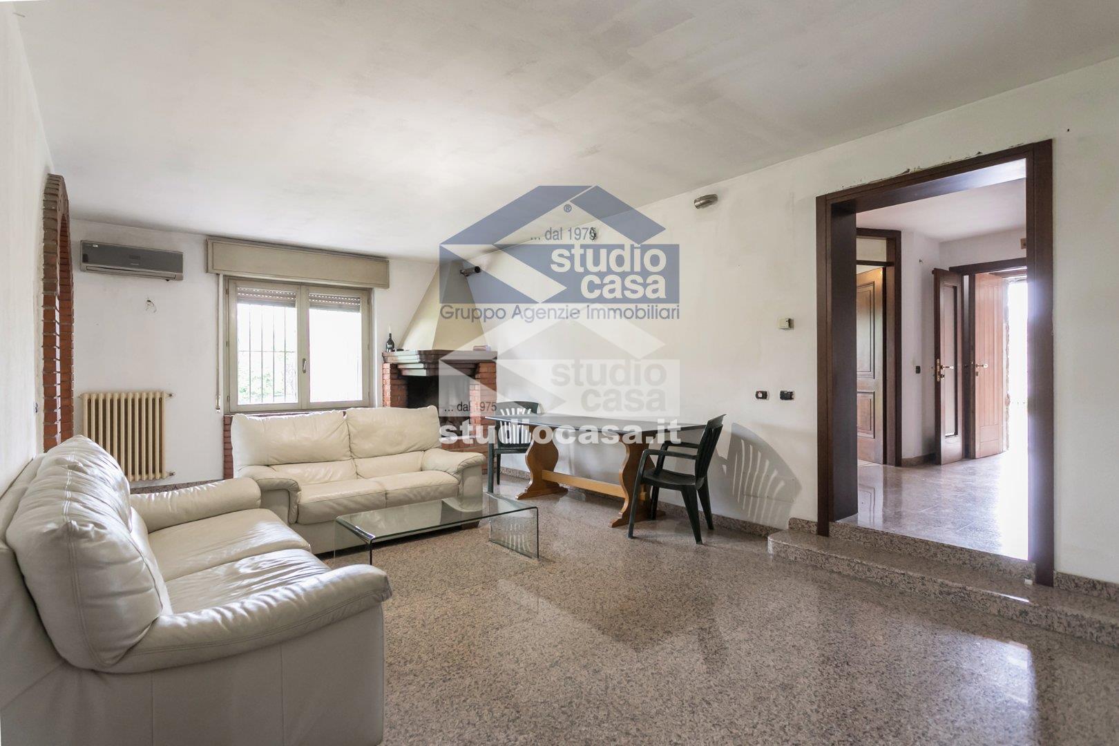 Appartamento in Villa in vendita a Castelli Calepio
