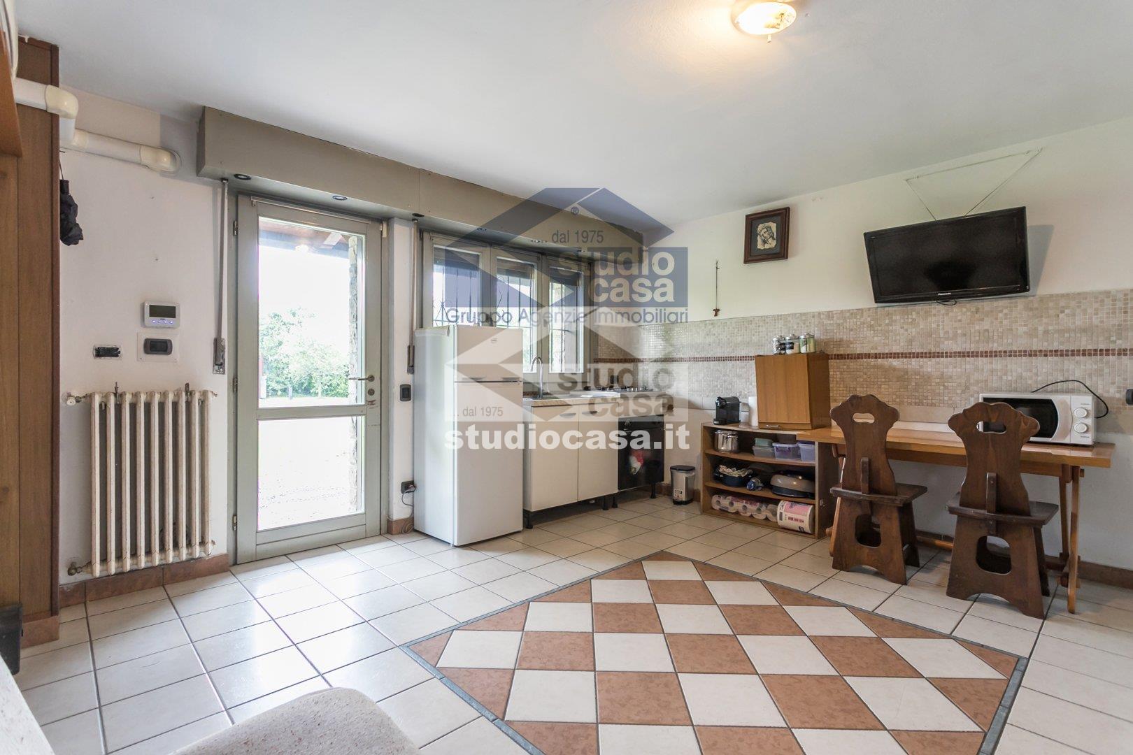 Appartamento in Villa in vendita a Castelli Calepio