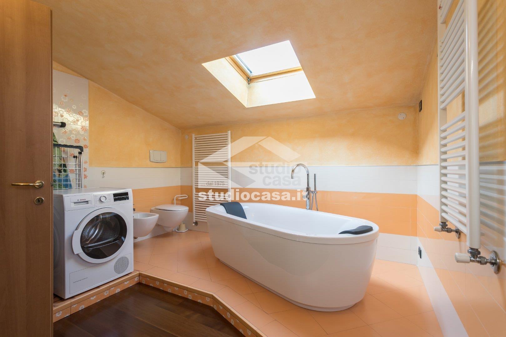 Appartamento in Villa in vendita a Urgnano