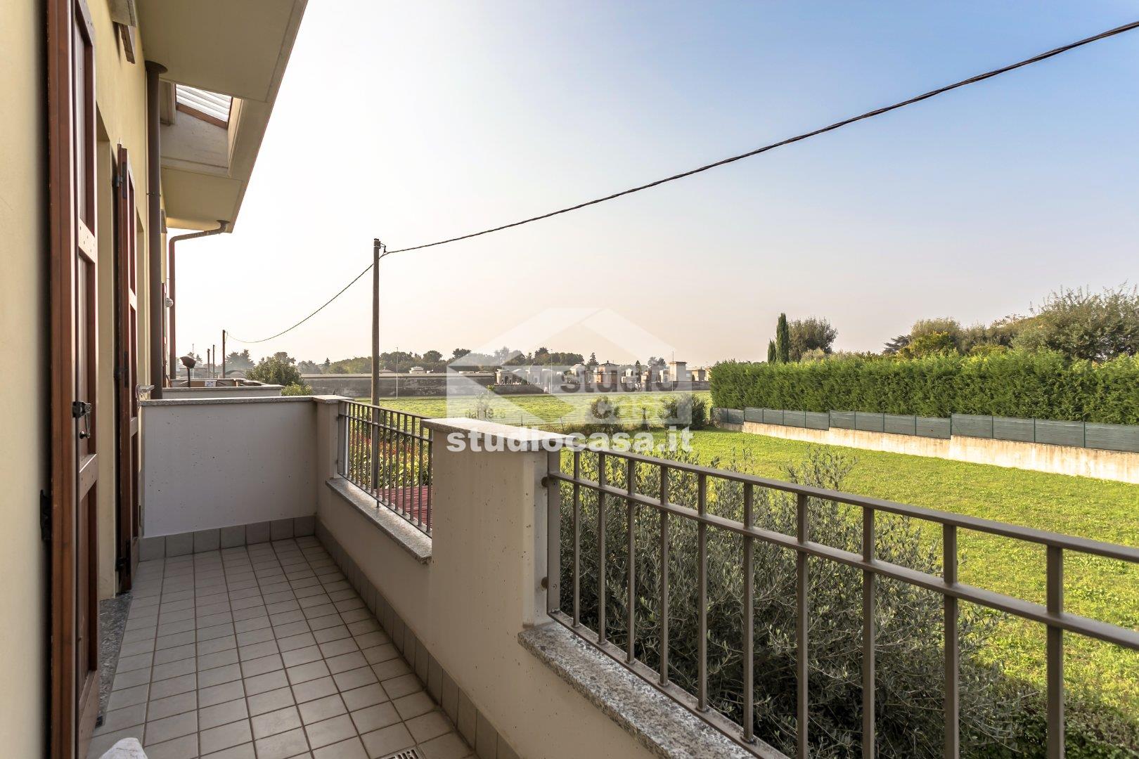 Appartamento in Villa in vendita a Urgnano
