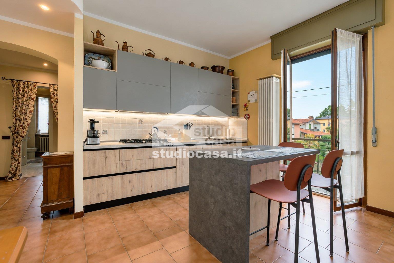 Appartamento in Villa in vendita a Cologno al Serio