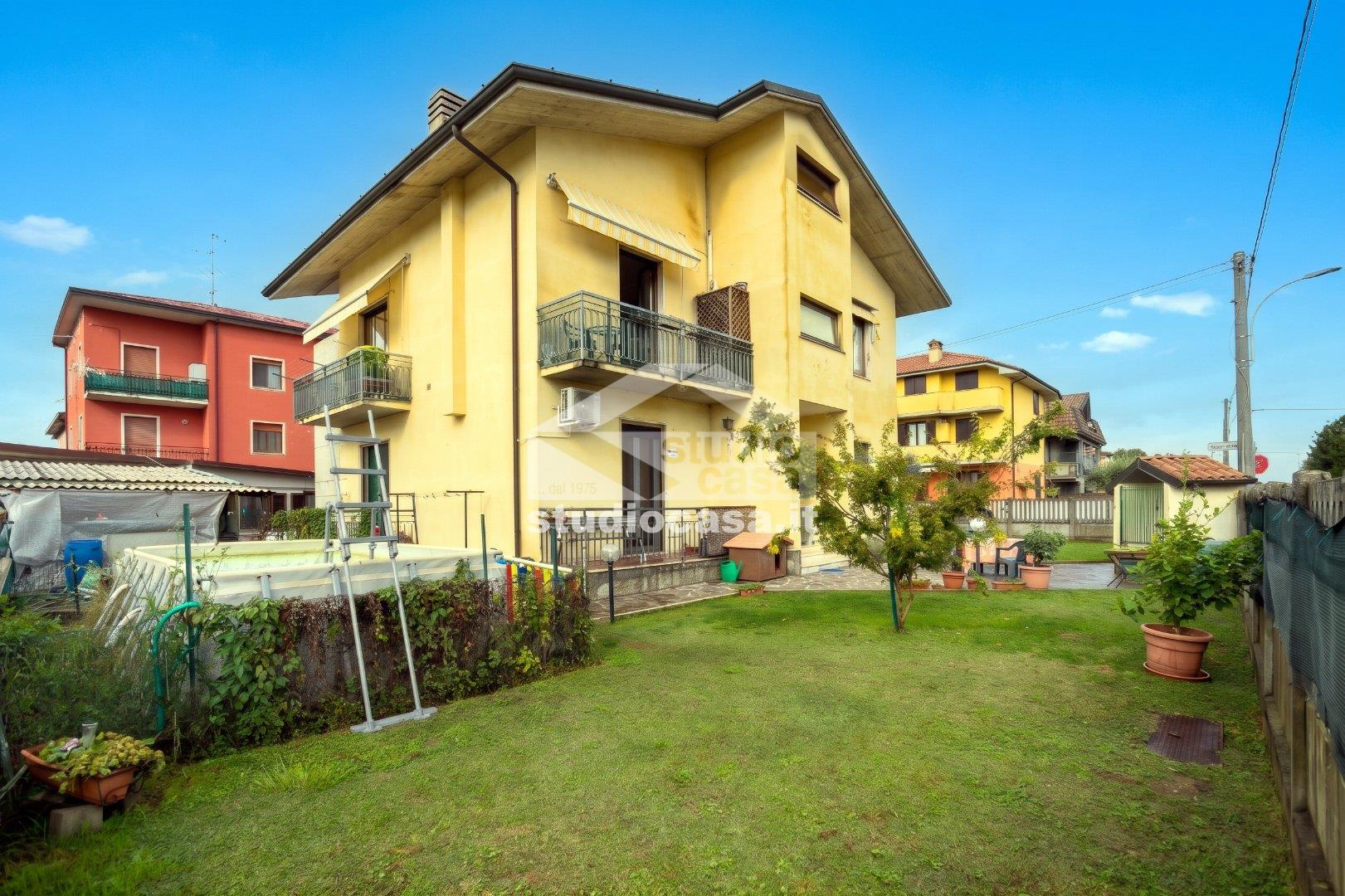 Appartamento in Villa in vendita a Cologno al Serio