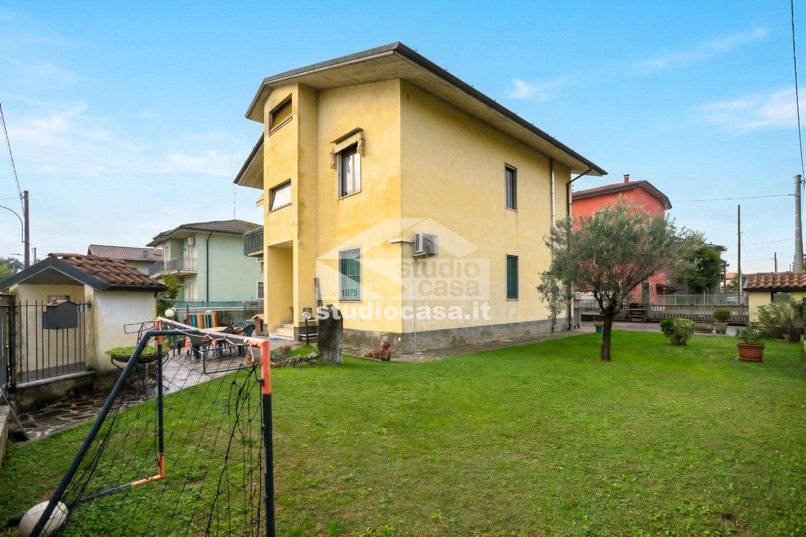 Appartamento in Villa in vendita a Cologno al Serio