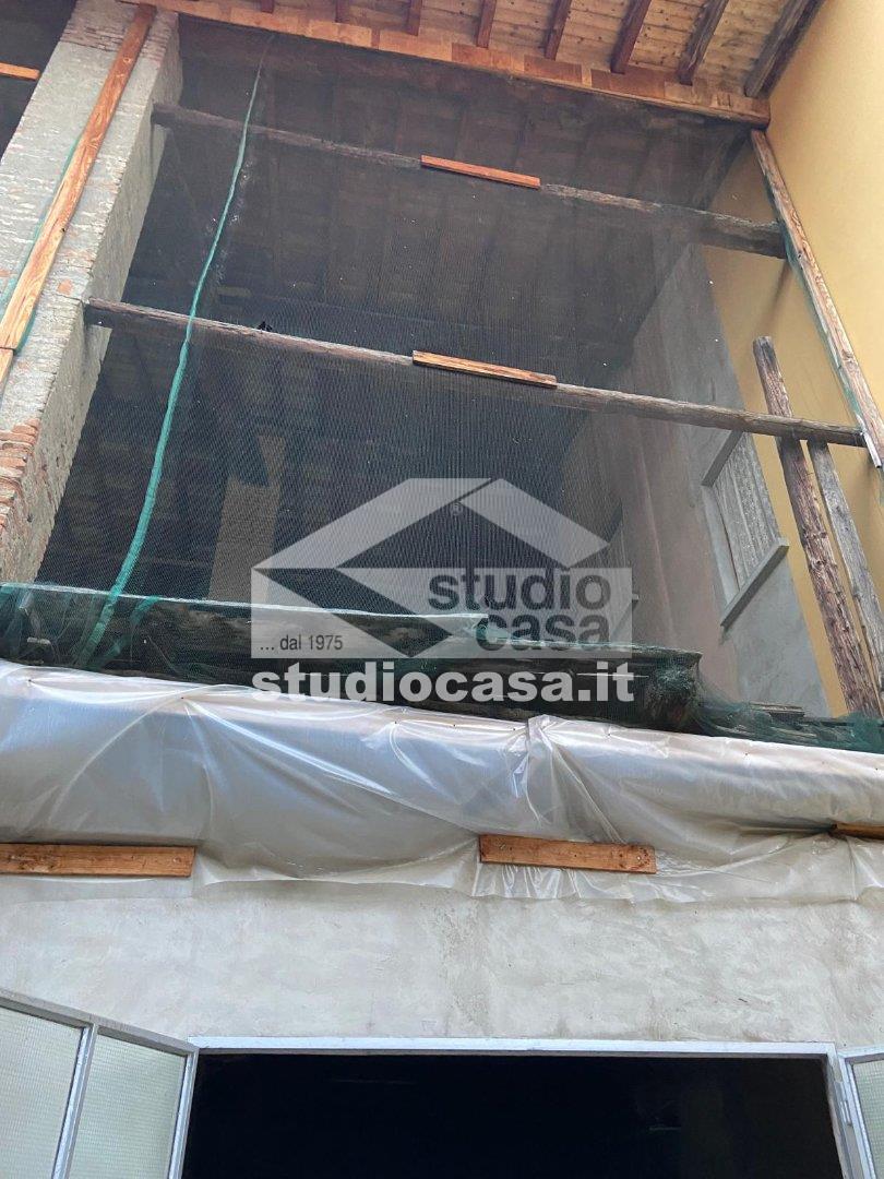 Casale in vendita a Zanica