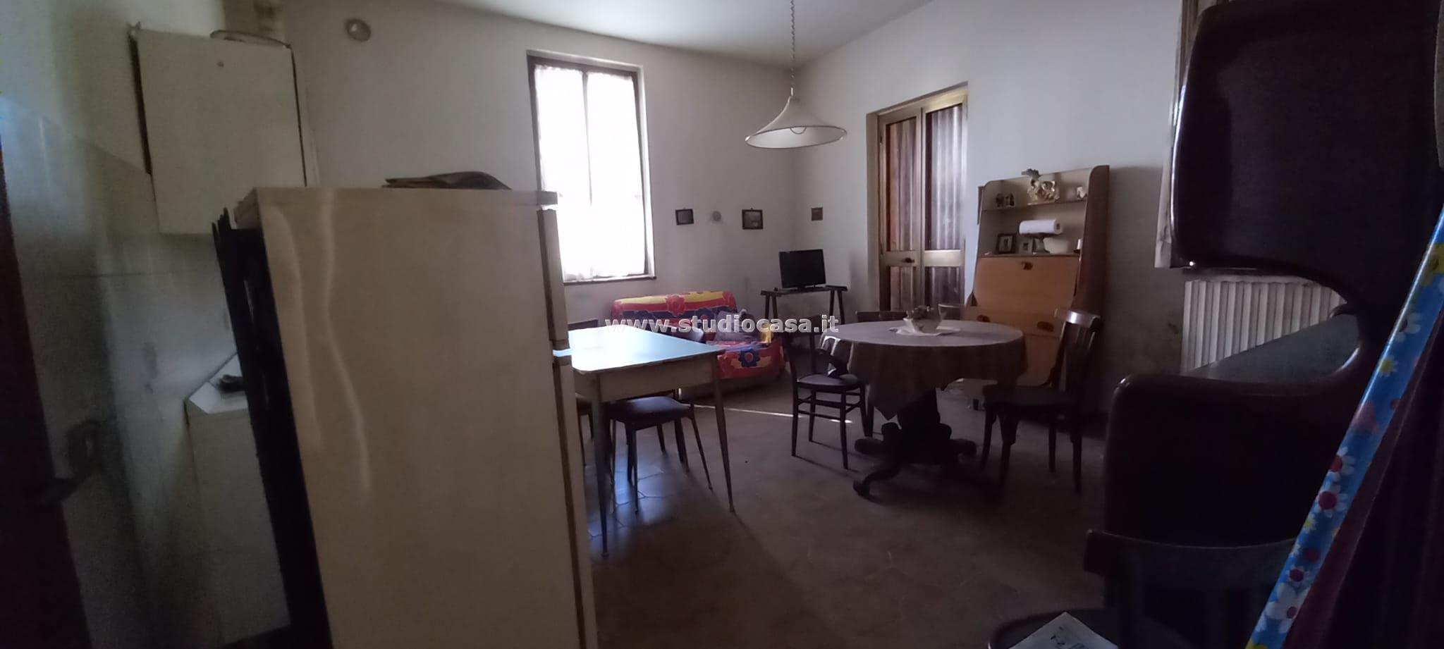 Casa Plurifamiliare in vendita a Palazzo Pignano