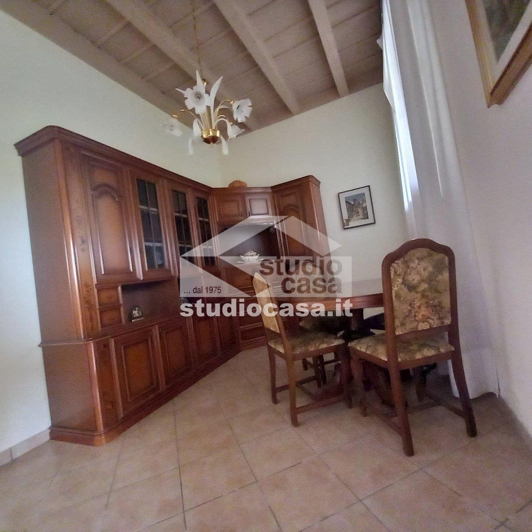 Casa Plurifamiliare in vendita a Palazzo Pignano