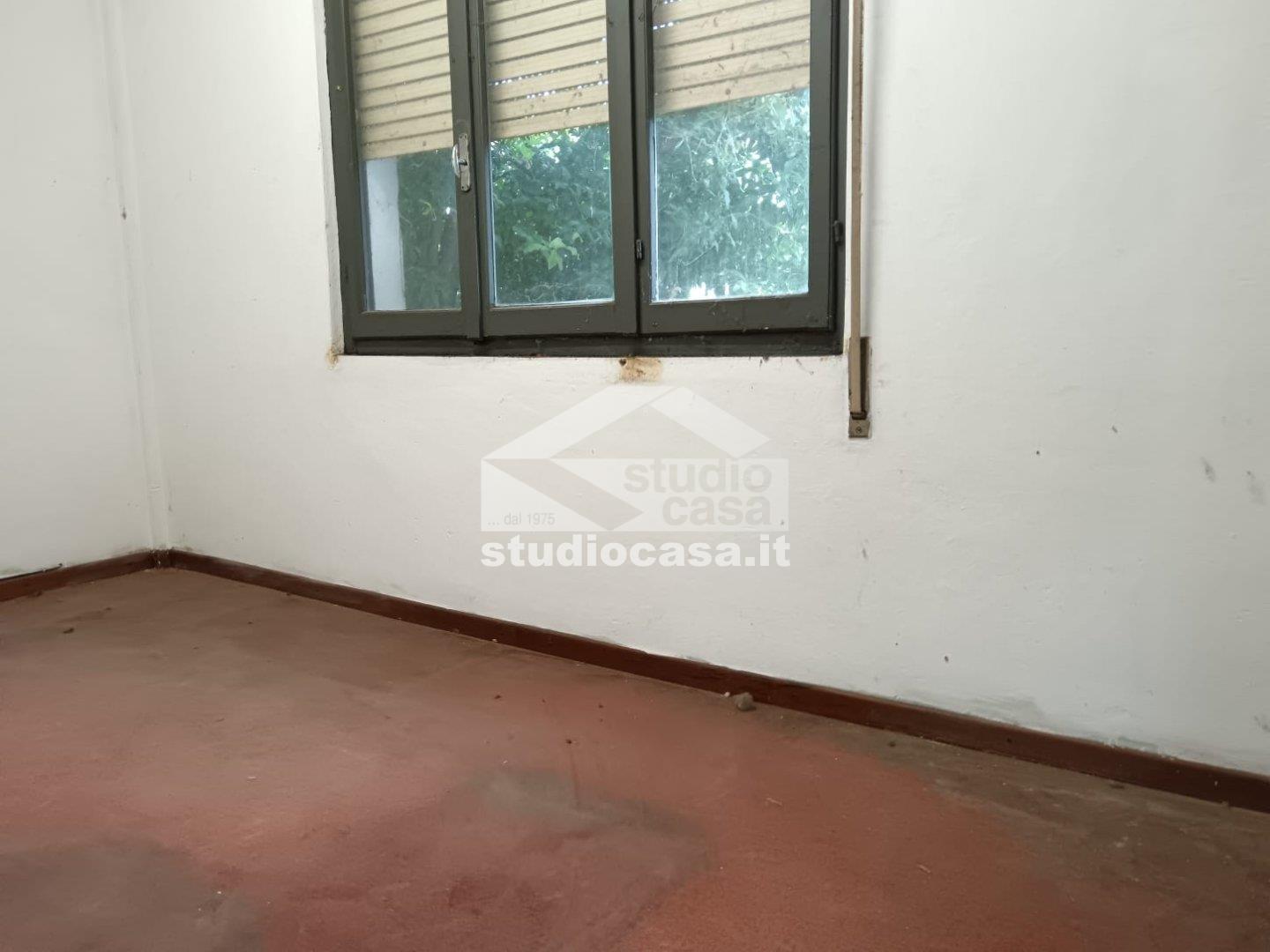 Magazzino in affitto a Sergnano