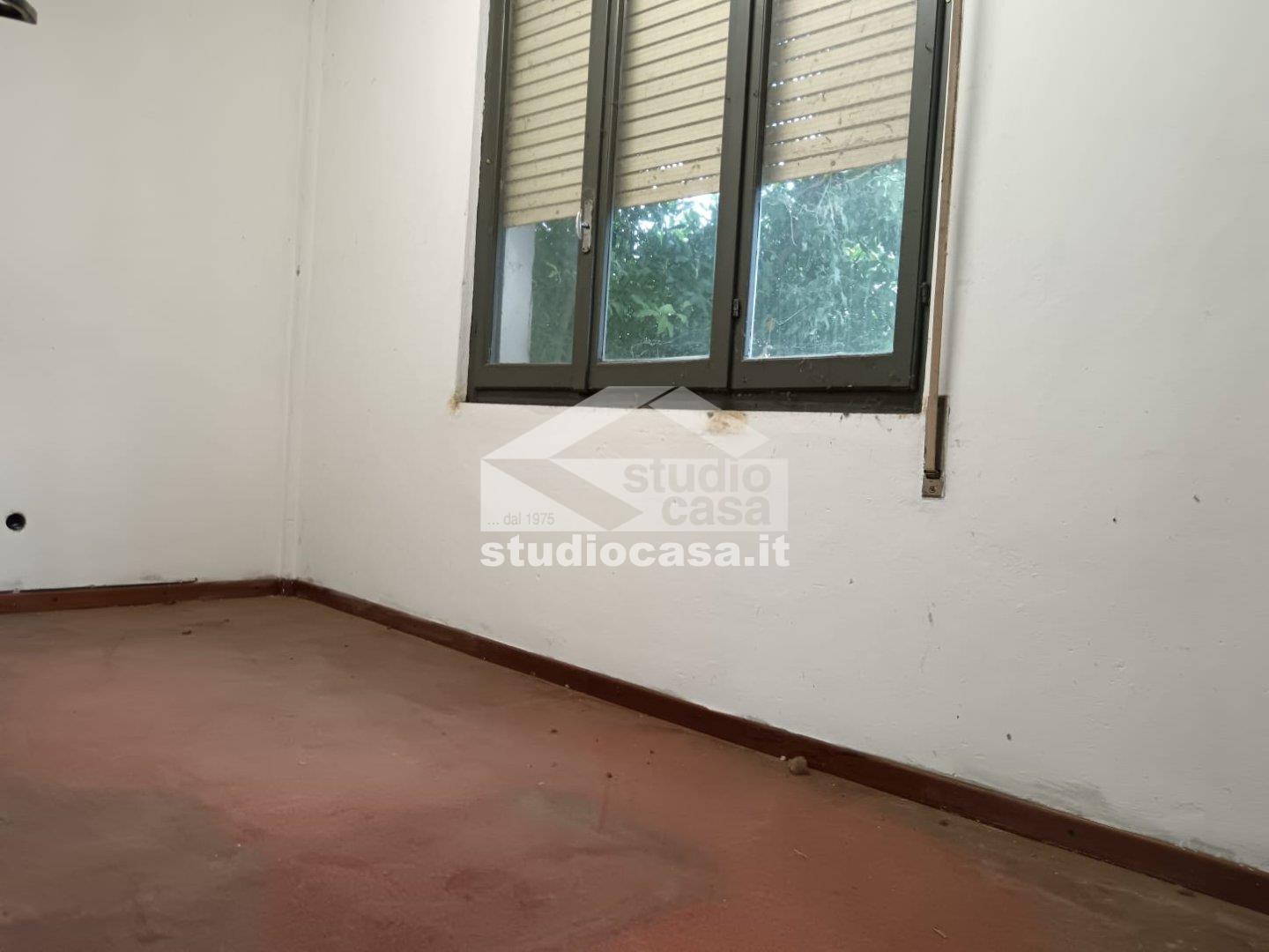 Magazzino in affitto a Sergnano