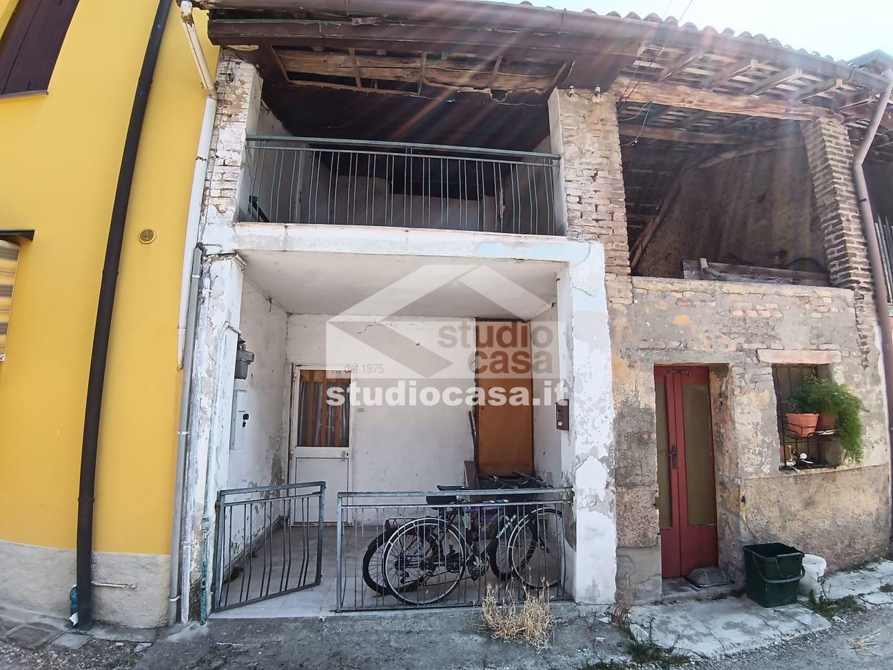 Casa Plurifamiliare in vendita a Trescore Cremasco