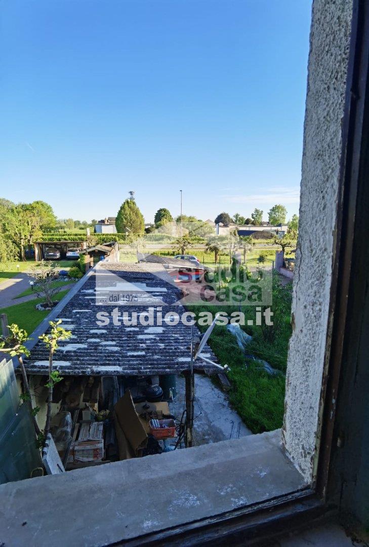 Casa Plurifamiliare in vendita a Trescore Cremasco