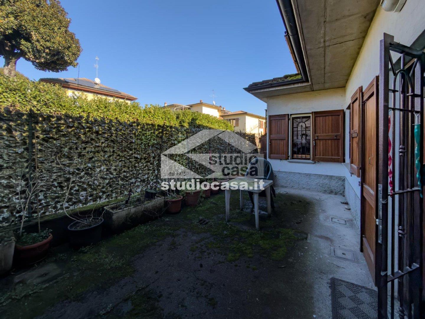 Casa Plurifamiliare in vendita a Pandino