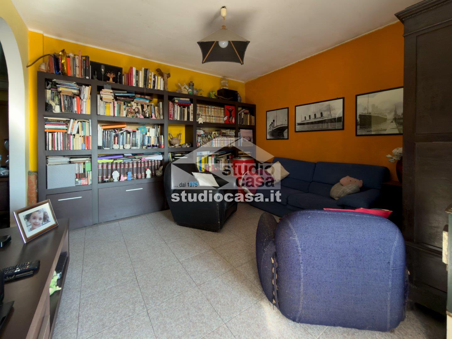 Casa Plurifamiliare in vendita a Pandino