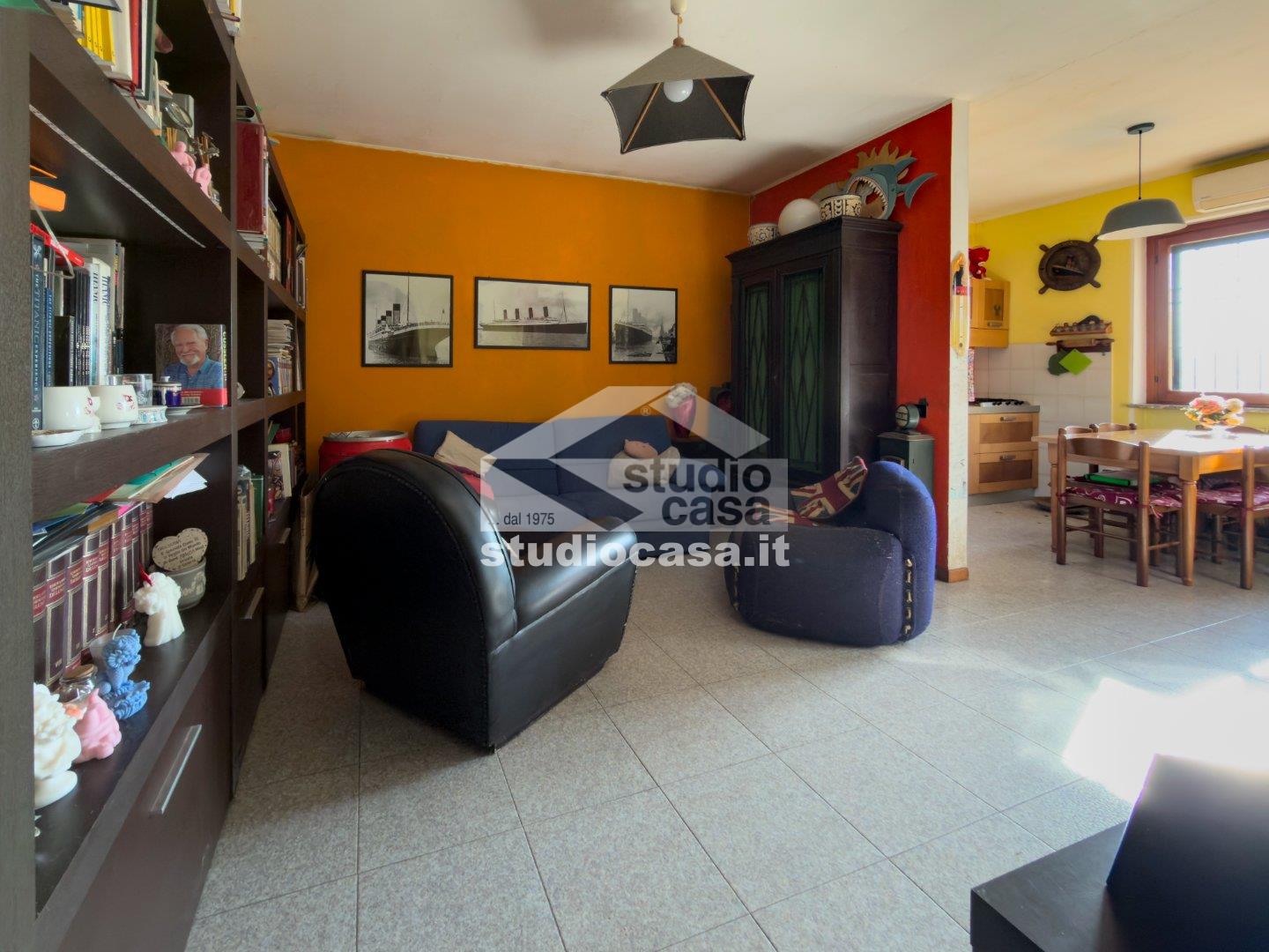 Casa Plurifamiliare in vendita a Pandino