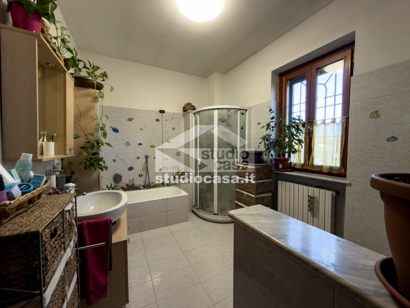 Casa Plurifamiliare in vendita a Pandino