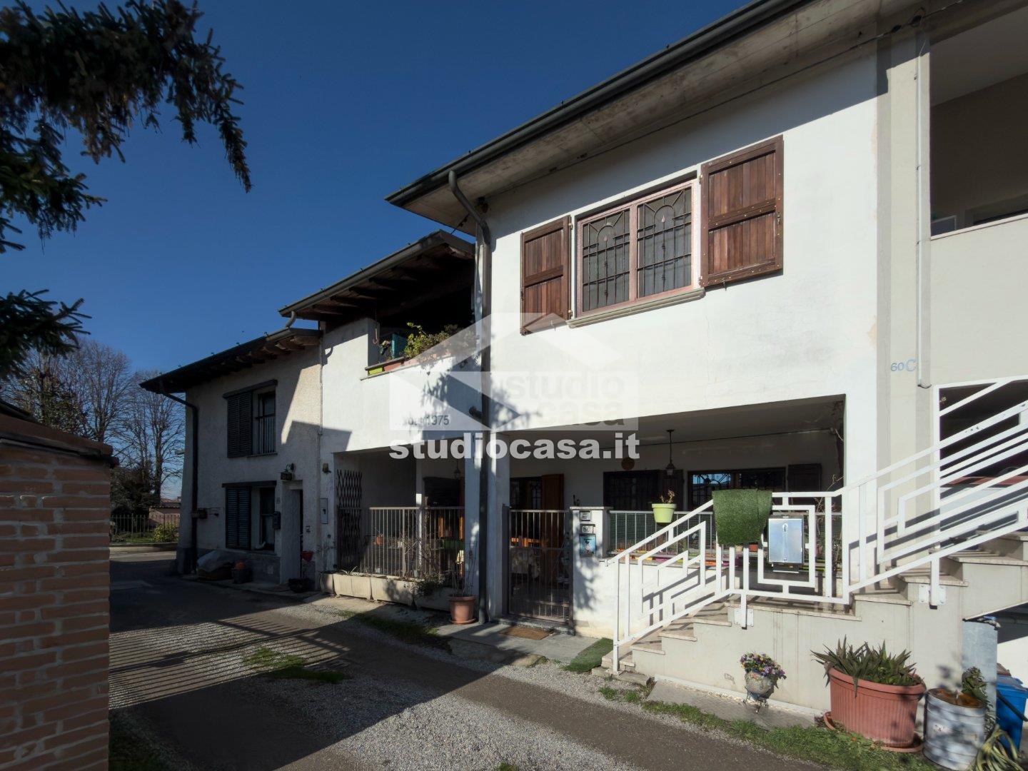 Casa Plurifamiliare in vendita a Pandino