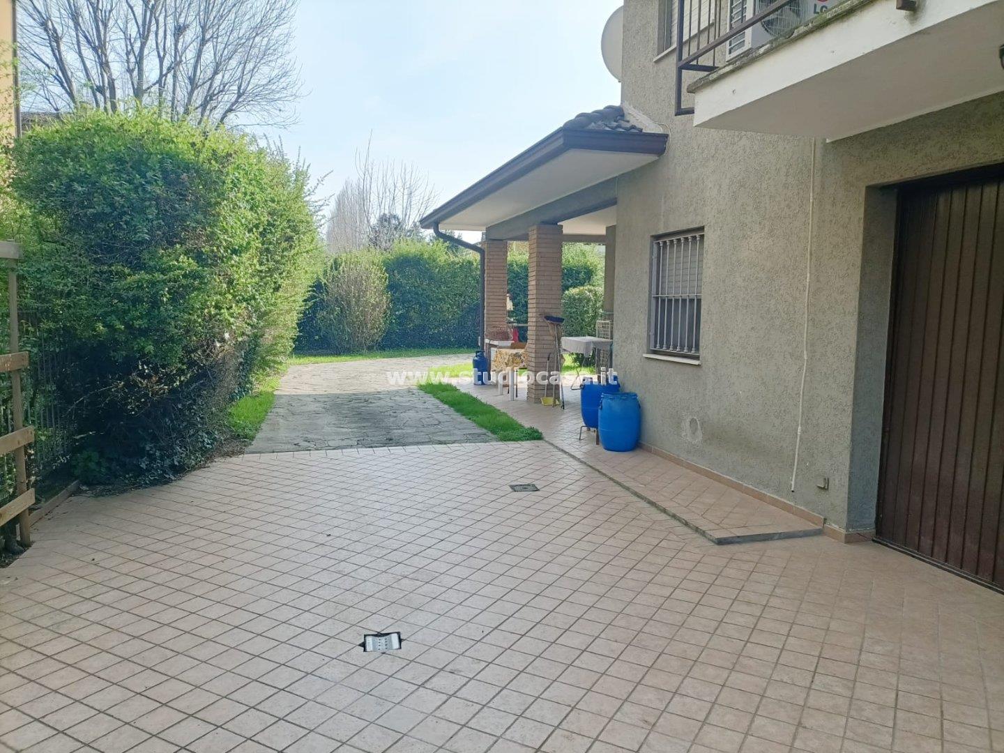 Villa Unifamiliare in vendita a Pandino