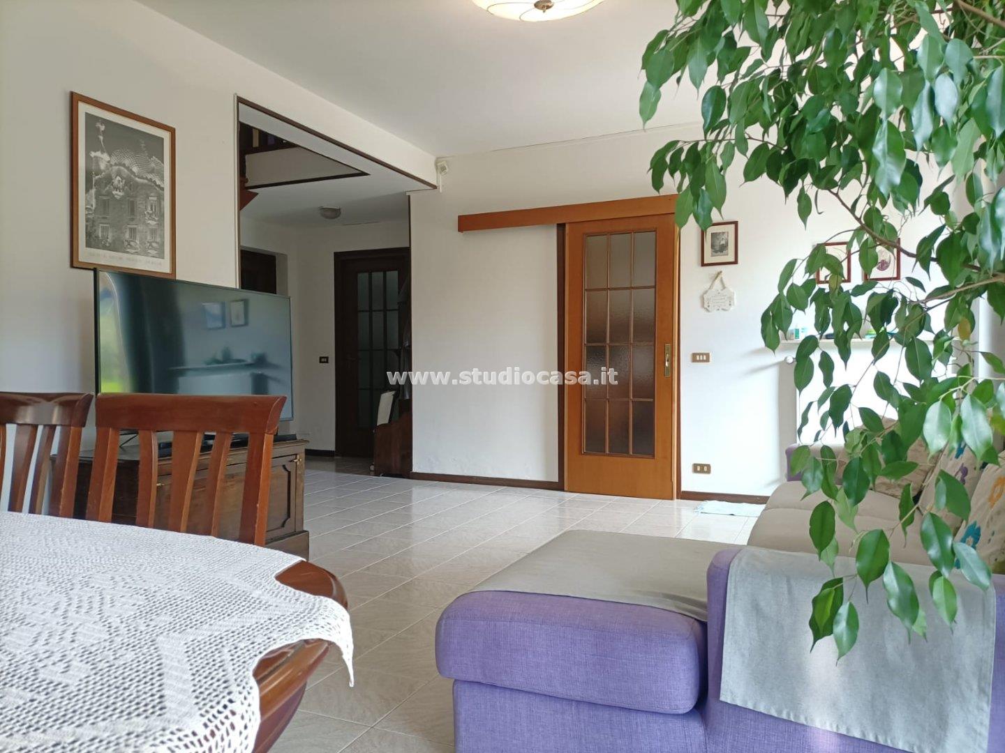 Villa Unifamiliare in vendita a Pandino