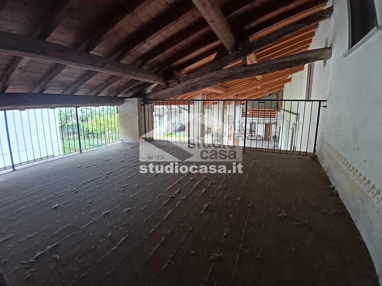 Casa Plurifamiliare in vendita a Sergnano