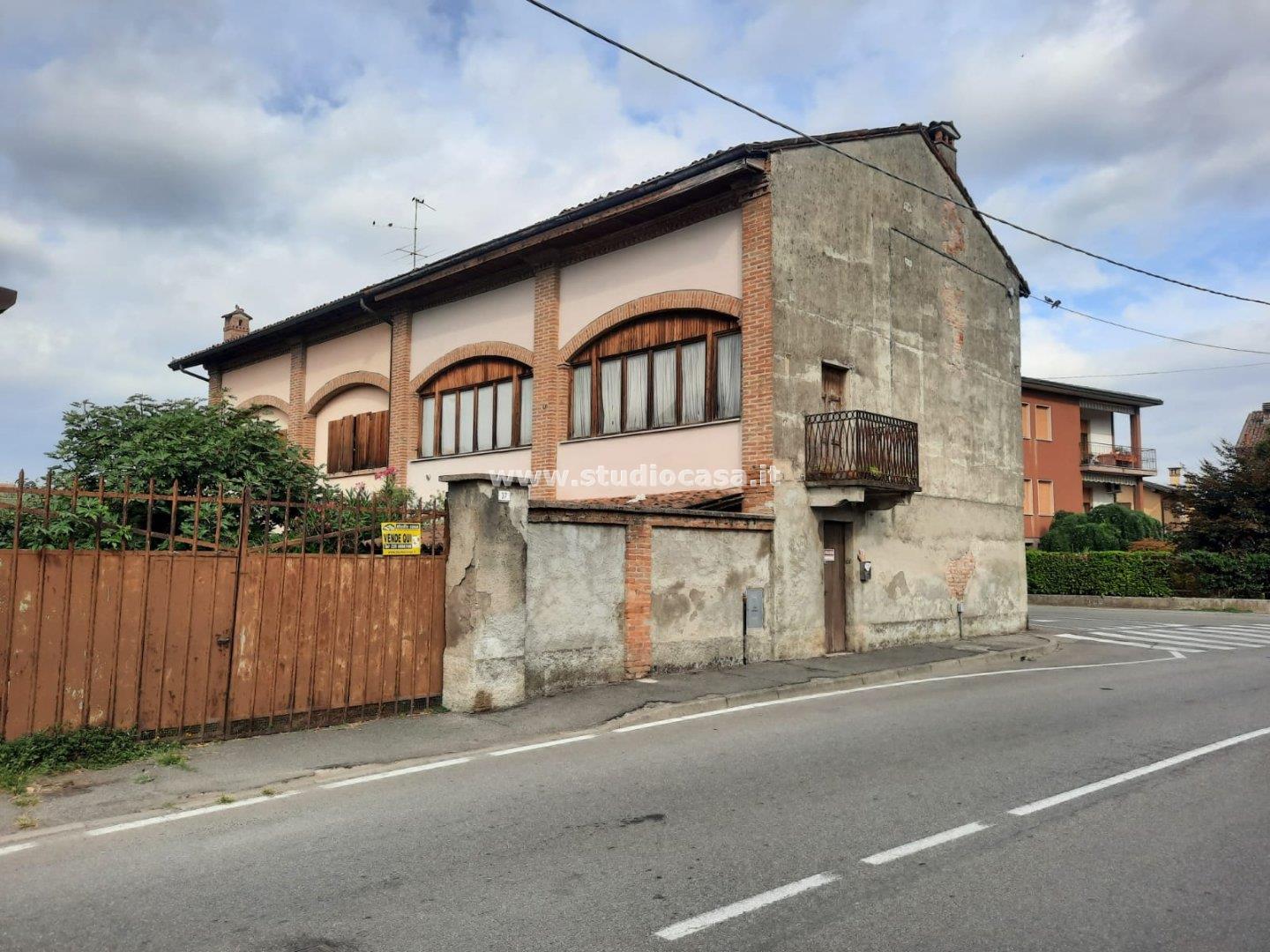 Casa Plurifamiliare in vendita a Vailate