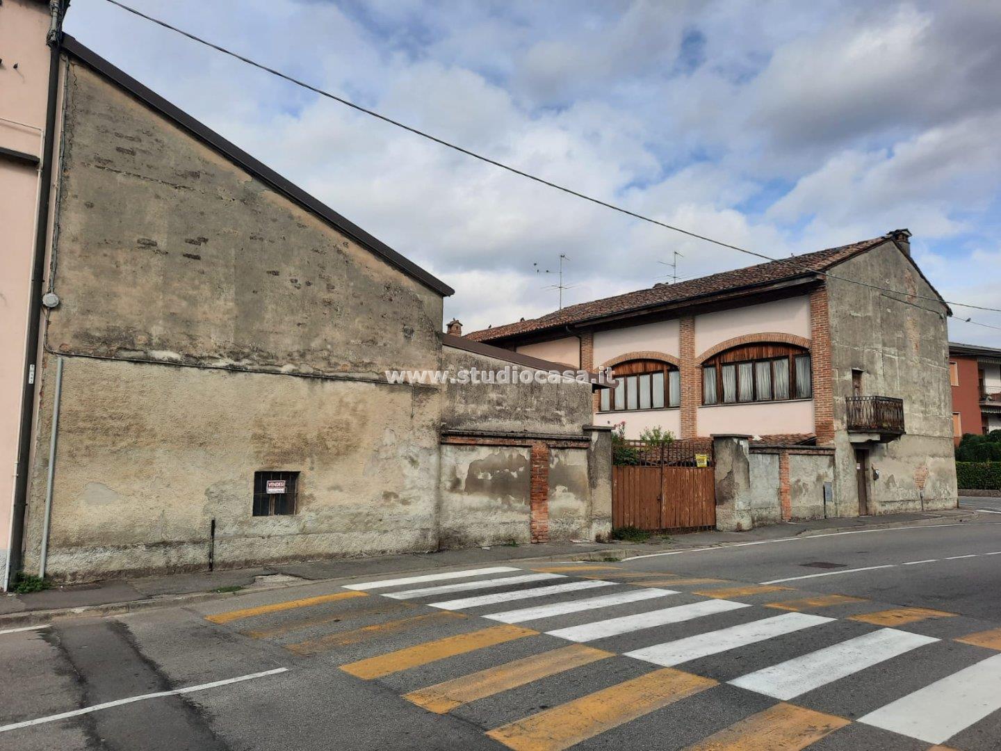 Casa Plurifamiliare in vendita a Vailate