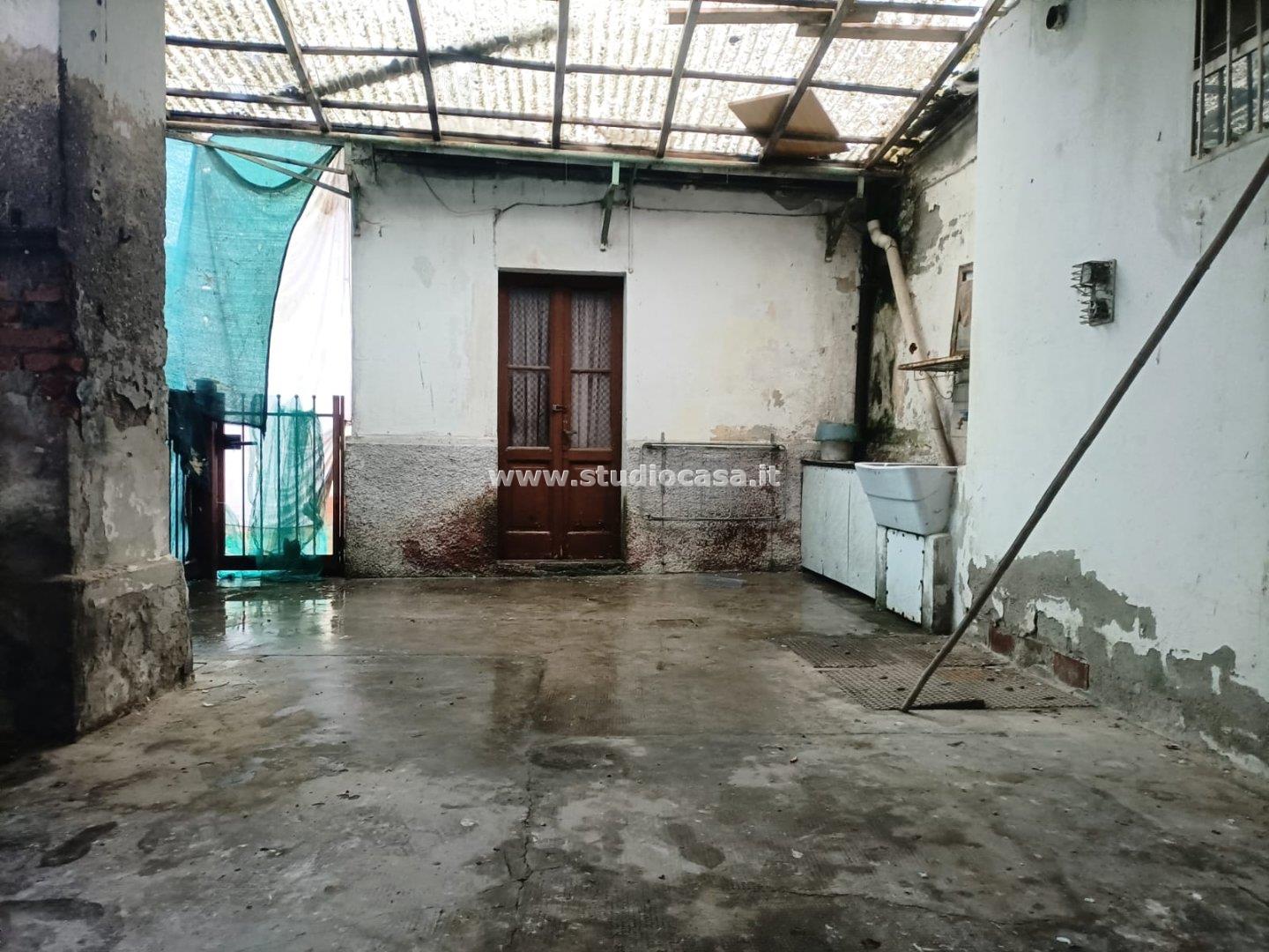 Casa Plurifamiliare in vendita a Casaletto Vaprio