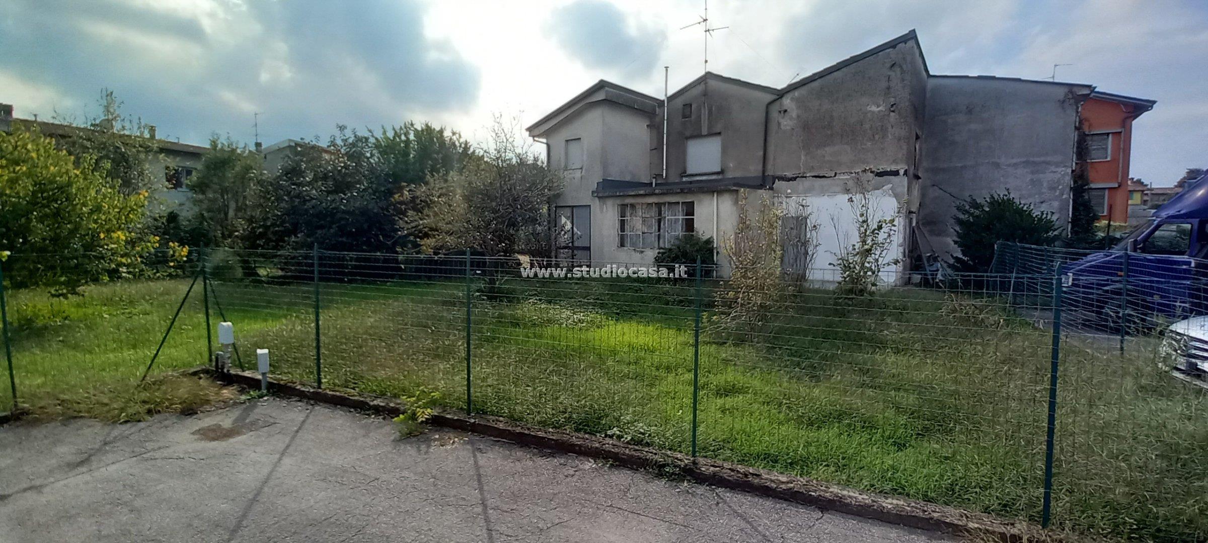 Casa Unifamiliare in vendita a Palazzo Pignano