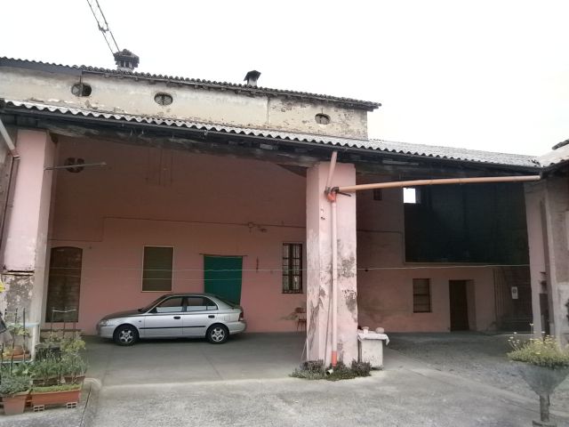 Cascina in vendita a Palazzo Pignano